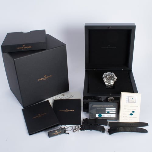 Box / Paper shot of Overseas Dual Time