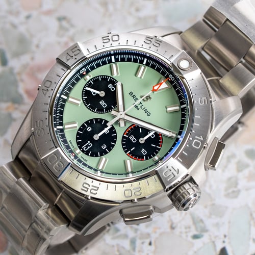 Breitling - Avenger B01 Chronograph 44