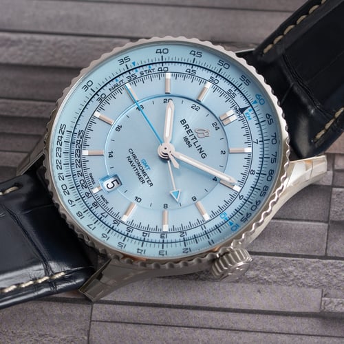 Navitimer Auto GMT 41