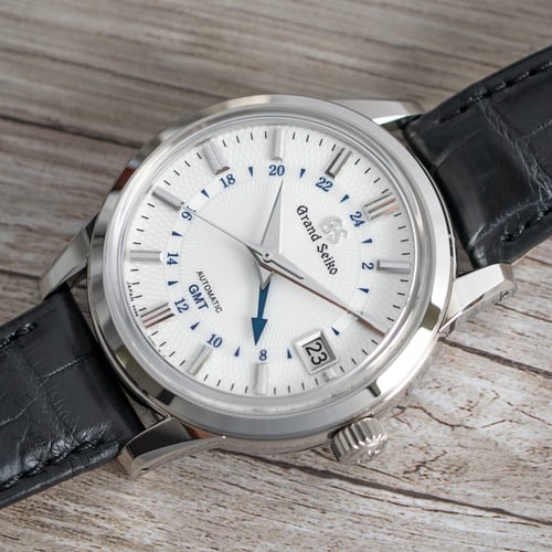 Elegance GMT 'Snowdrop'