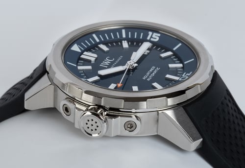 9' Side Shot of Aquatimer 'Expedition Jacques-Yves Cousteau'