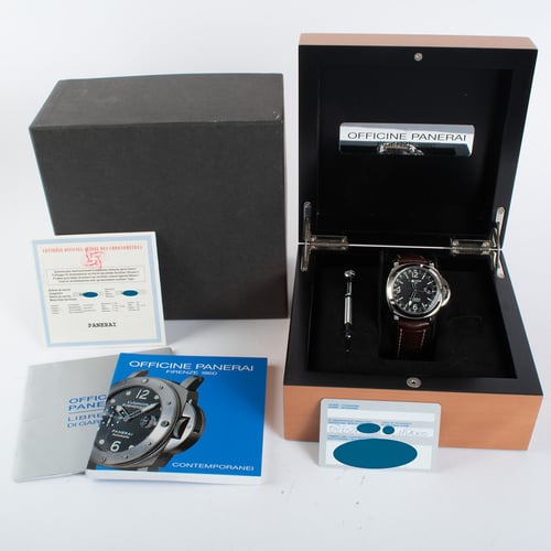 Box / Paper shot of Luminor GMT Special Editions