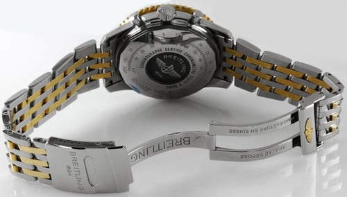 Open Clasp Shot of Navitimer