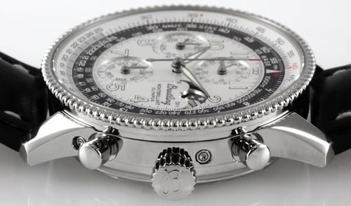 Crown Side Shot of Navitimer Montbrillant Olympus