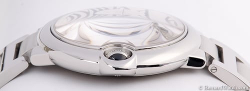 Crown Side Shot of Ballon Bleu de Cartier