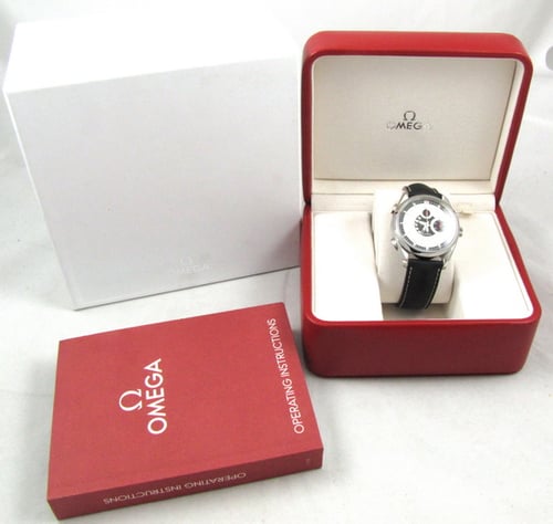 Box / Paper shot of Seamaster NZL-32
