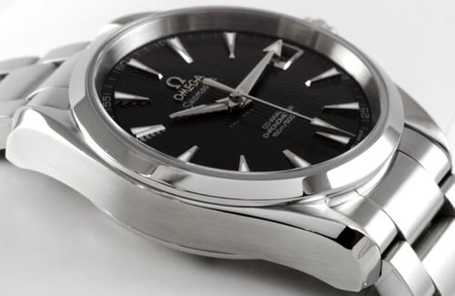 9' Side Shot of Seamaster Aqua Terra 38.5