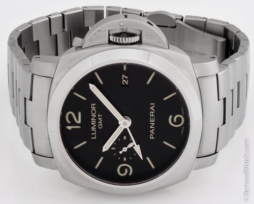 Front View of Luminor 1950 3 Days GMT