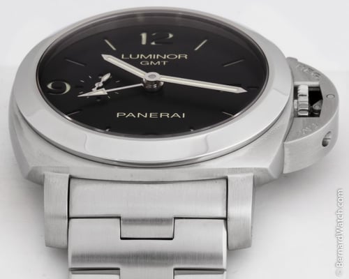 Front Shot  of Luminor 1950 3 Days GMT