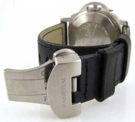 Rear / Band View of Luminor Power Reserve