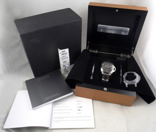 Box / Paper shot of Luminor 1950 3 Days Automatic