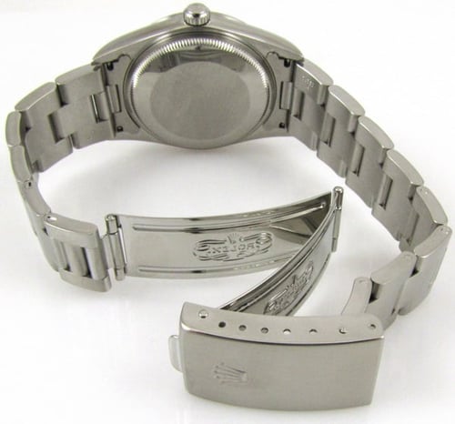 Open Clasp Shot of Air-King