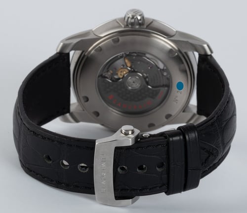 Rear / Band View of L-Evolution Grande Date