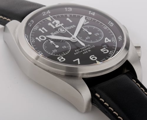 9' Side Shot of 126 Vintage XL Chronograph