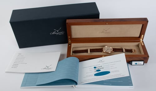 Box / Paper shot of Classique Automatic Ultra Slim