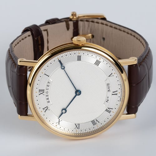Front View of Classique Automatic Ultra Slim