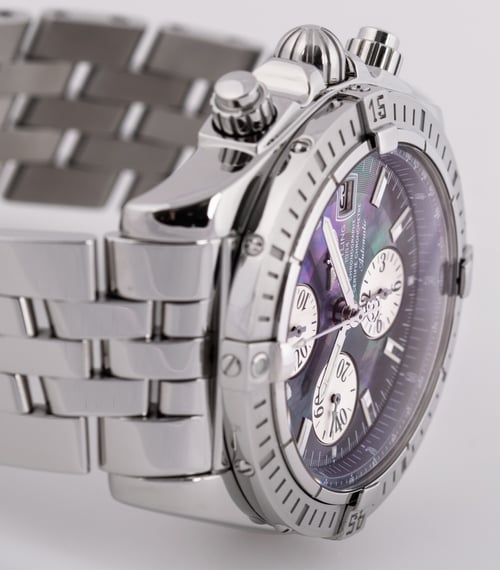 Dial Shot of Chronomat Evolution