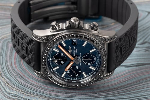Extra Shot of Chronomat 38 Sleek D Bentley 'Bentayga'