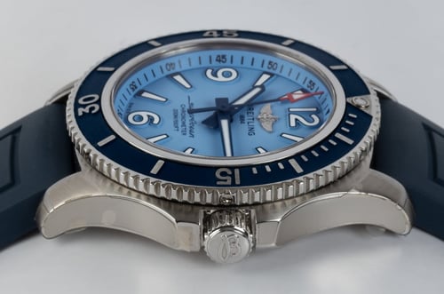 Crown Side Shot of Ladies SuperOcean 36