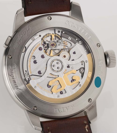 Caseback of Senator Navigator - Flyback Seconds