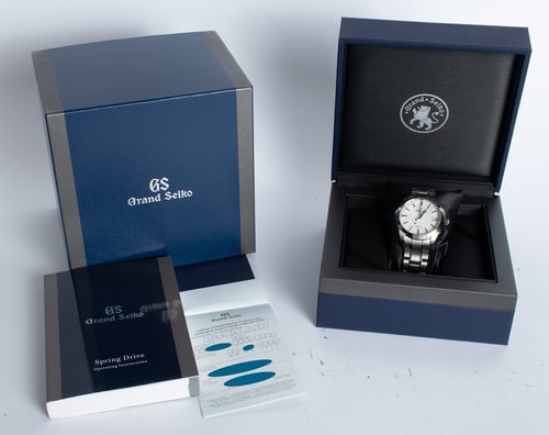 Box / Paper shot of Heritage 'Snowflake'