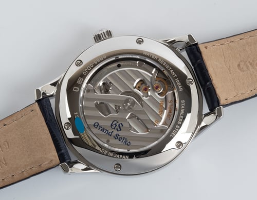 Caseback of Elegance 'Skyflake'