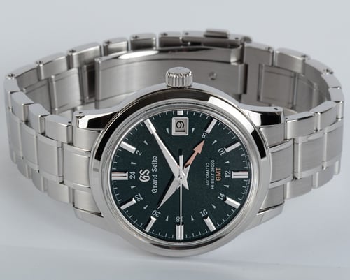 Front View of Elegance Hi-Beat GMT  'Spring'