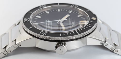Crown Side Shot of GST Aquatimer