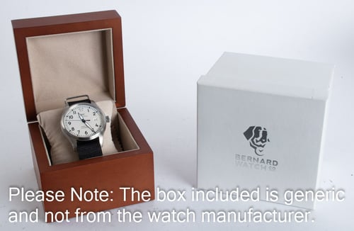 Box / Paper shot of Pilot's Mark XVIII