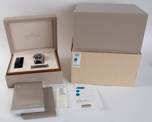 Box / Paper shot of Master Compressor Extreme World Chronograph