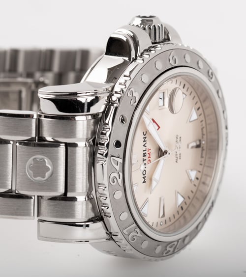 Dial Shot of Sport Steel XL GMT