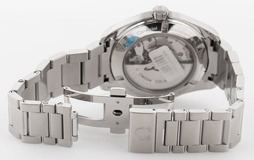 Open Clasp Shot of Seamaster Aqua Terra 41.5 MM