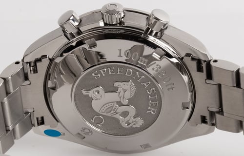 Caseback of Speedmaster Date