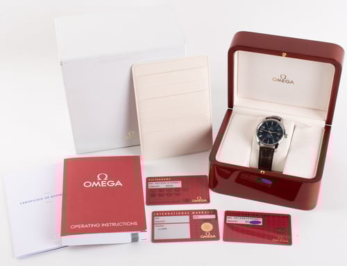 Box / Paper shot of De Ville Hour Vision Orbis