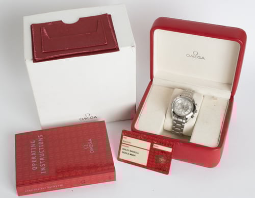Box / Paper shot of Speedmaster Date