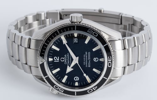 Front View of Seamaster Planet Ocean