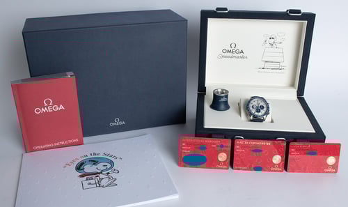 Box / Paper shot of Speedmaster 'Silver Snoopy Award'