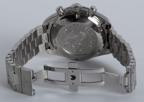 Open Clasp Shot of Speedmaster 38