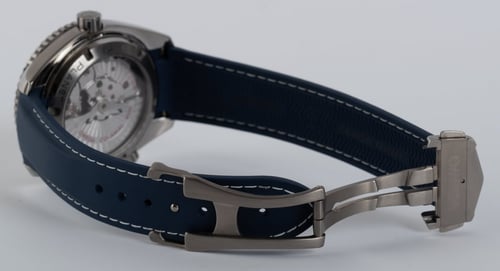 Open Clasp Shot of Seamaster Planet Ocean 600M