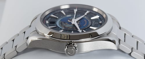 Crown Side Shot of Aqua Terra Worldtimer 43MM