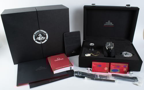 Box / Paper shot of Speedmaster Legendary Moonwatch