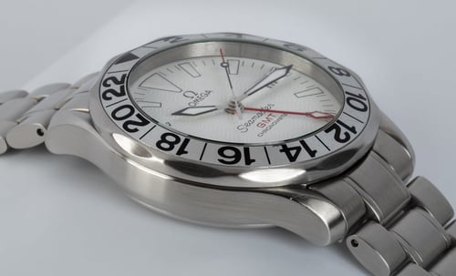 9' Side Shot of Seamaster GMT 'Great White'