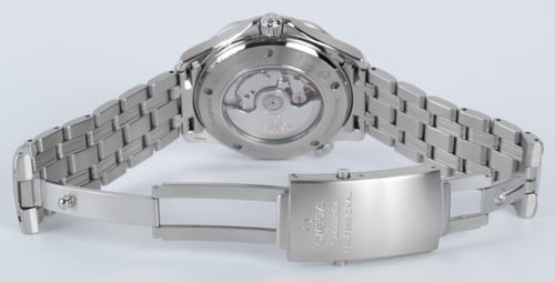 Open Clasp Shot of Seamaster Professional GMT Co-Axial