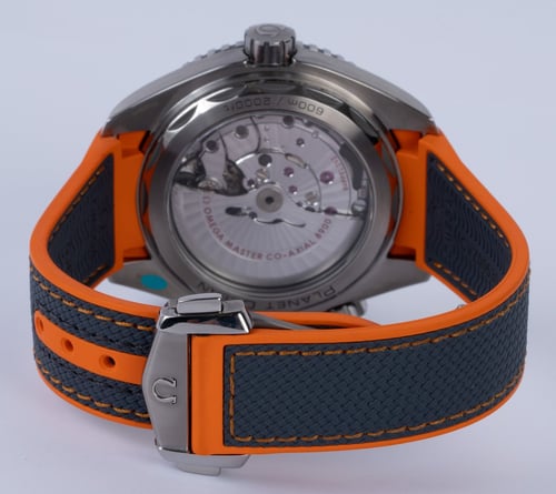 Rear / Band View of Seamaster Planet Ocean Master 43.5MM