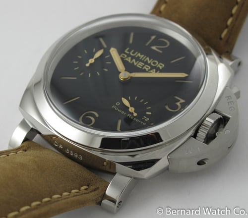 9' Side Shot of Luminor 1950 47 Power Reserve