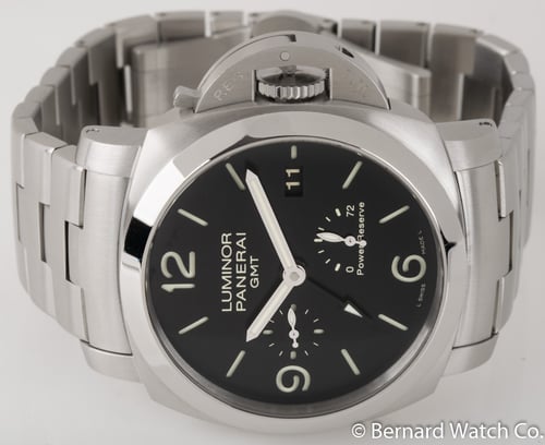 Front View of Luminor 1950 3 Days GMT