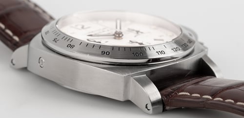 9' Side Shot of Luminor Daylight Chronograph