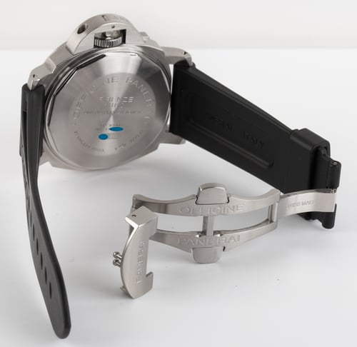 Open Clasp Shot of Luminor Submersible 'La Bomba'