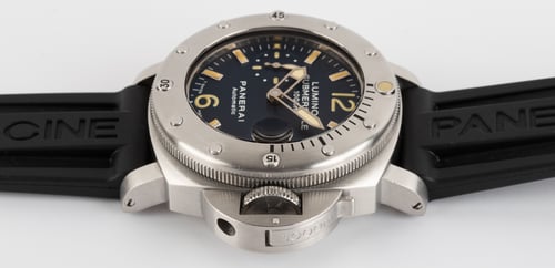 Crown Side Shot of Luminor Submersible 'La Bomba'