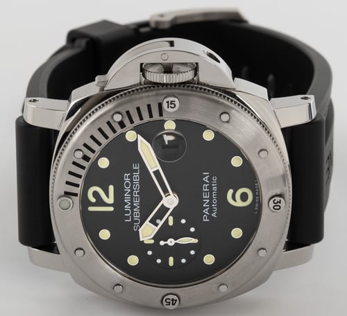 Front View of Luminor Submersible